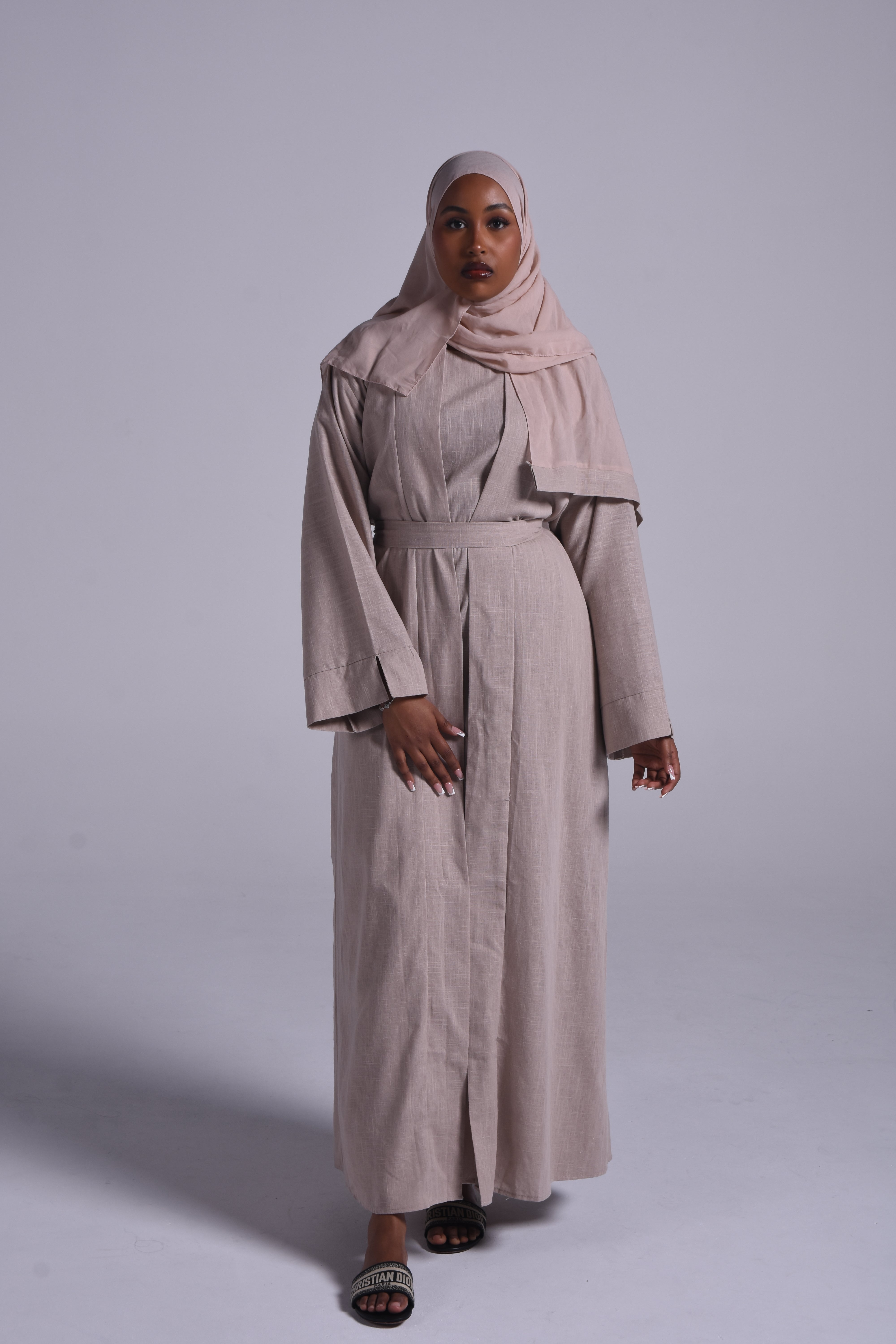 SADIA LINEN ABAYA