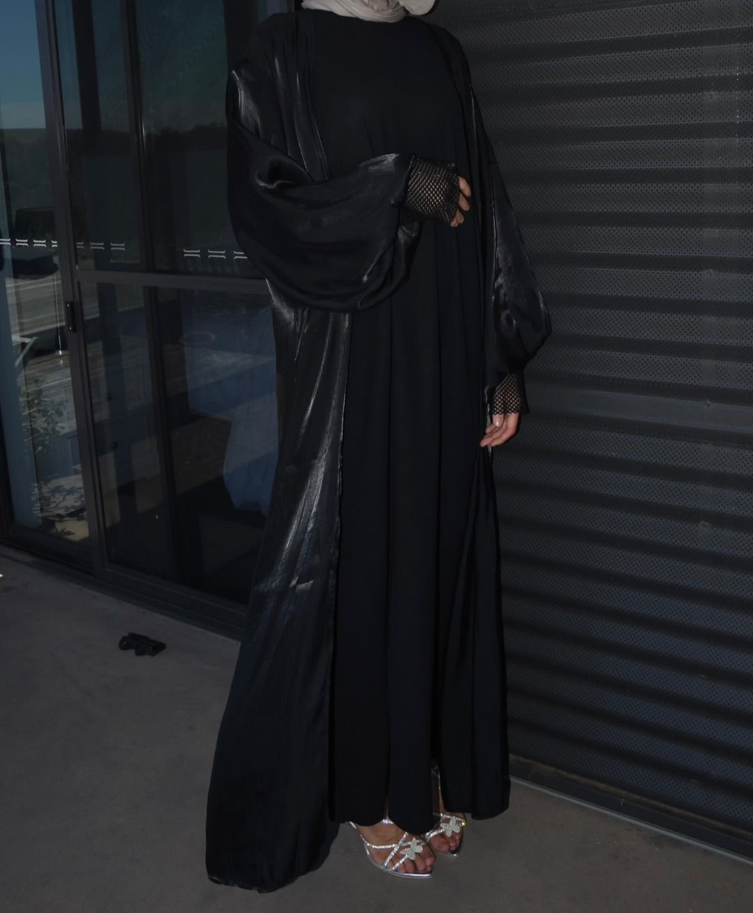 LILA ABAYA