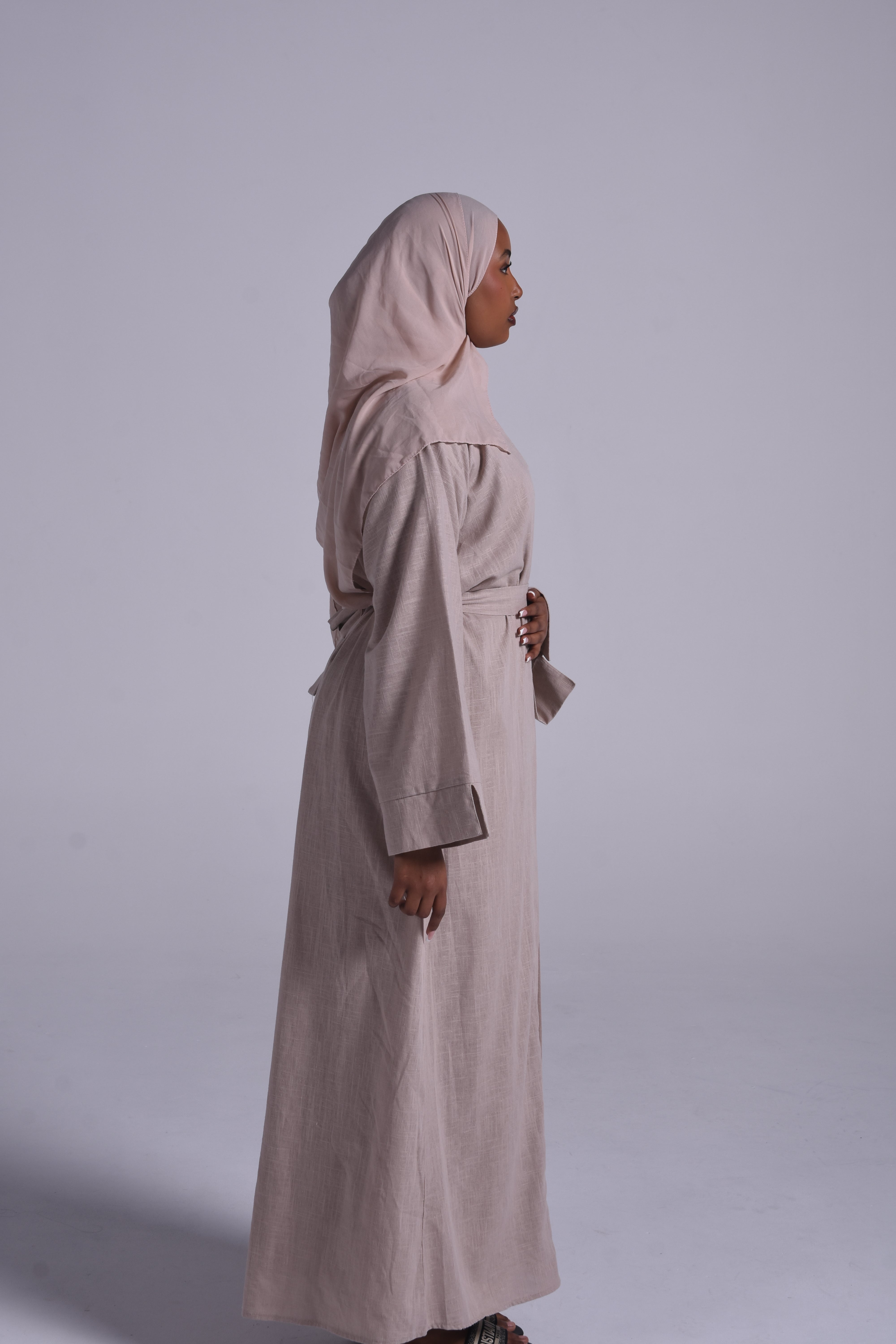 SADIA LINEN ABAYA