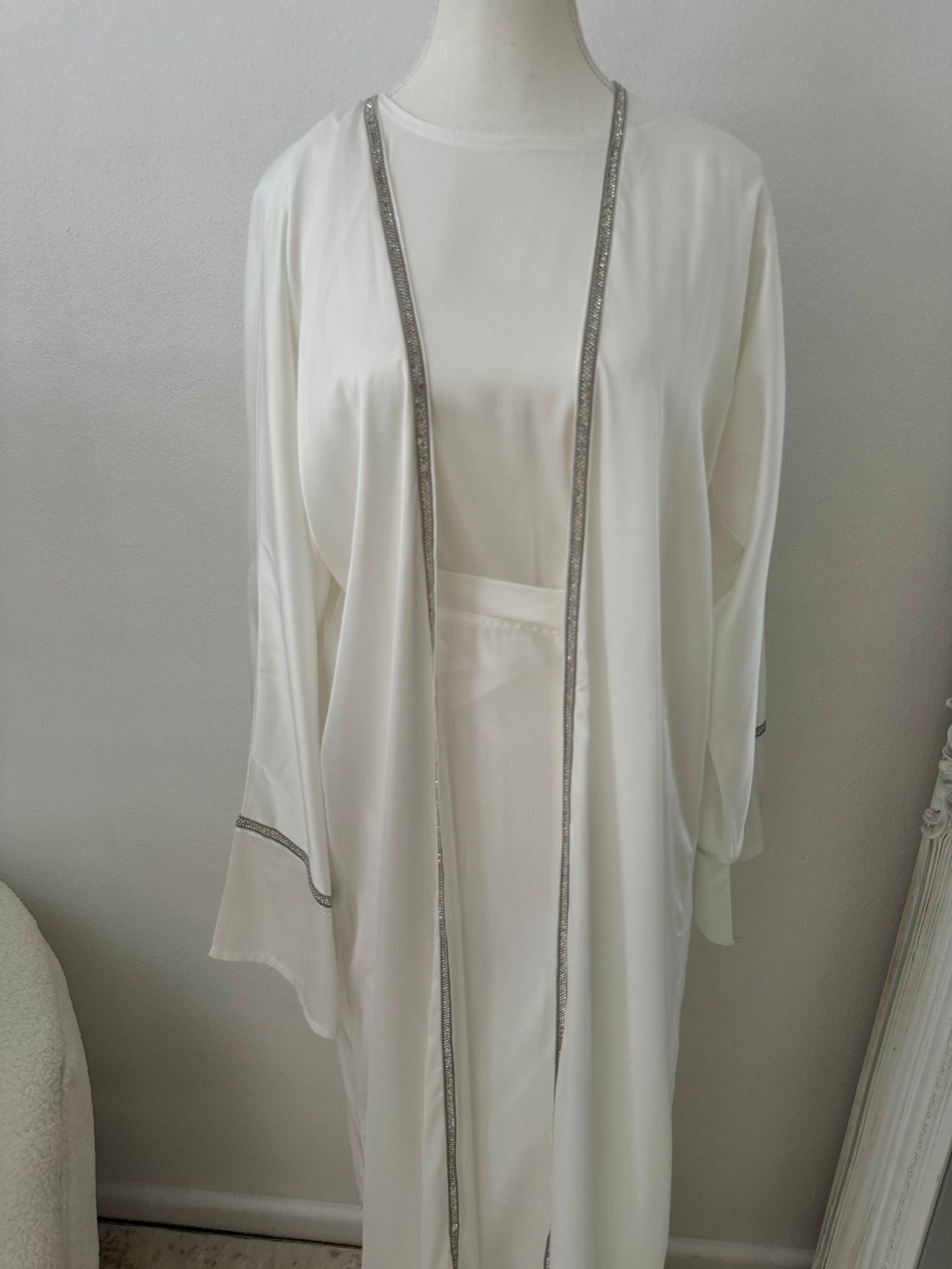 ENAYA ABAYA