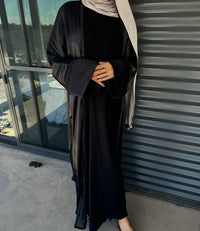 CÉLINE ABAYA