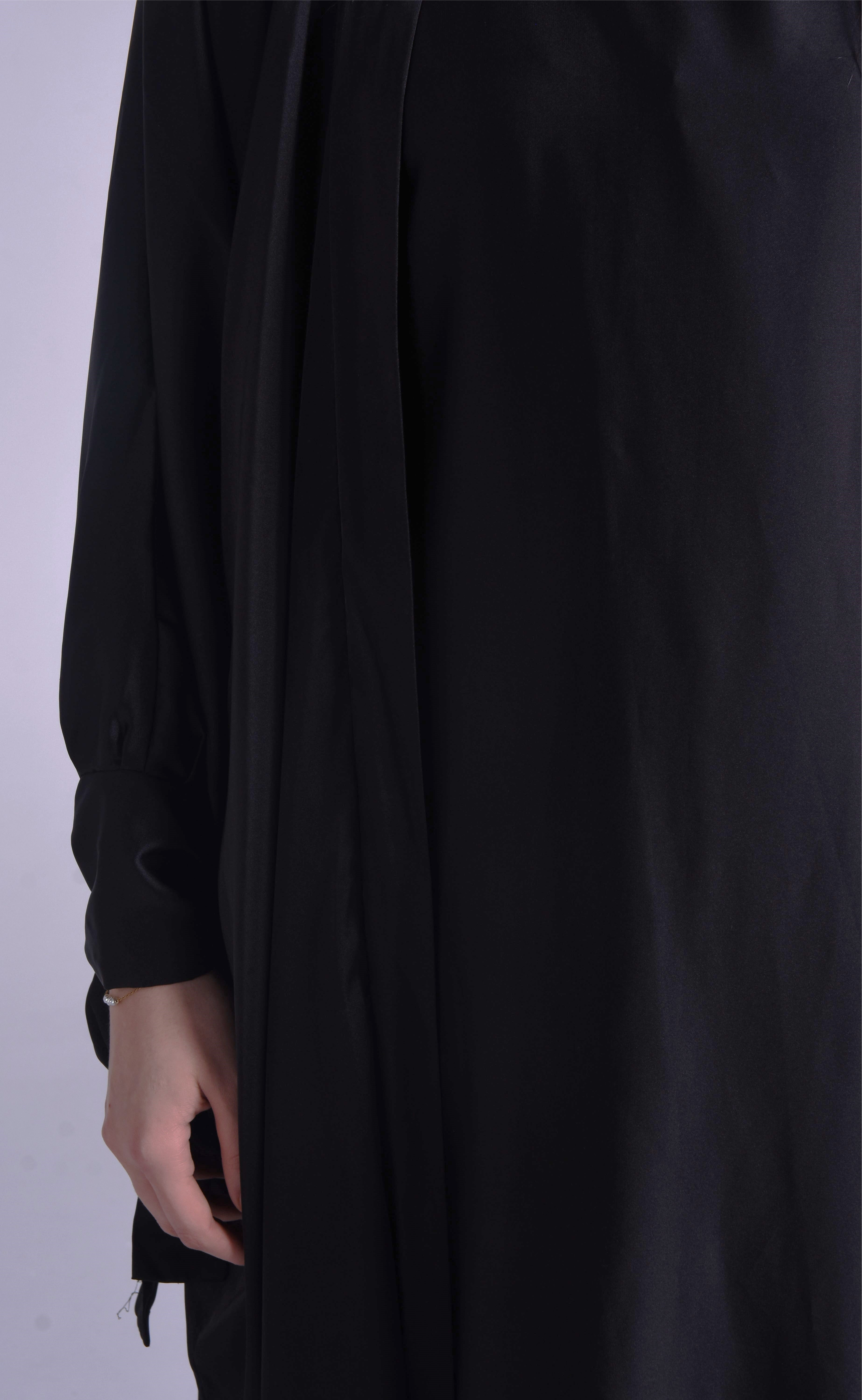 SOFIA SATIN ABAYA