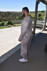 MEN’S THOBE Grey Brown