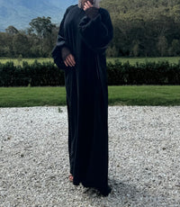 LILA ABAYA