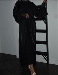 LILA ABAYA