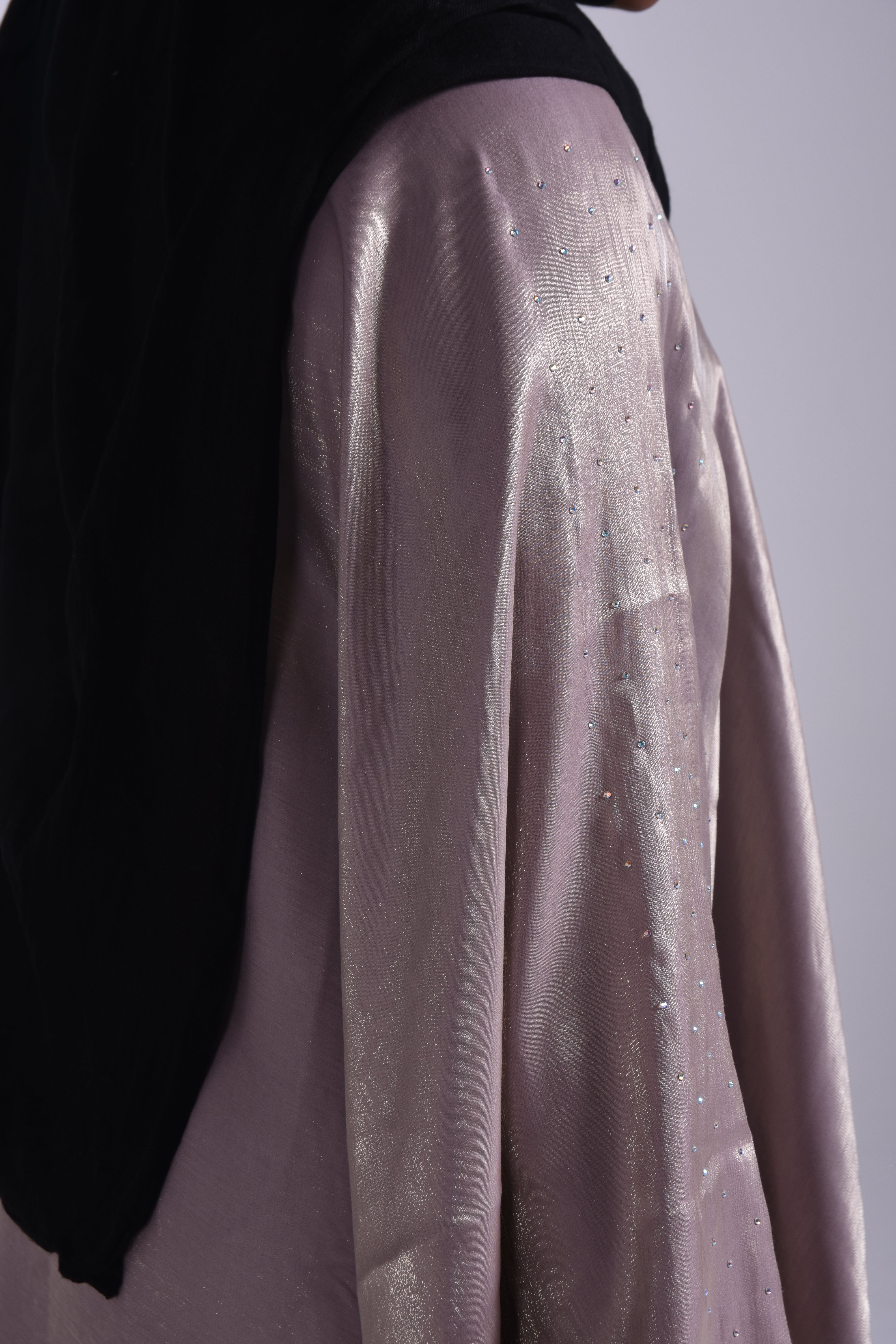 ELYANNA BUTTON ABAYA