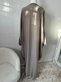 SELENA ABAYA