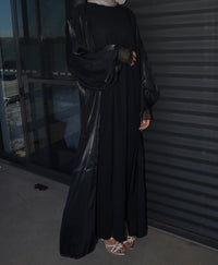 LILA ABAYA
