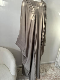 SELENA ABAYA