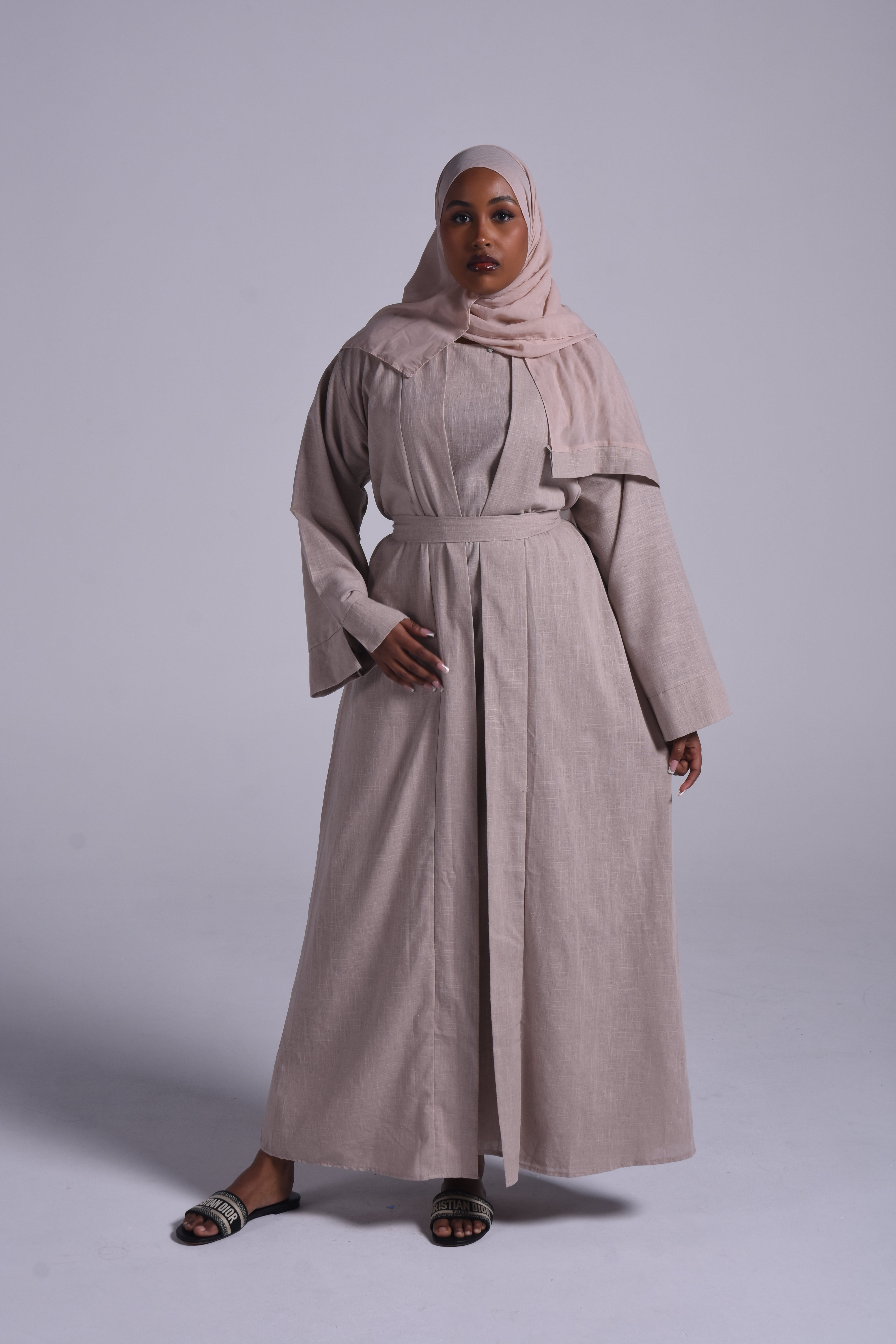 SADIA LINEN ABAYA